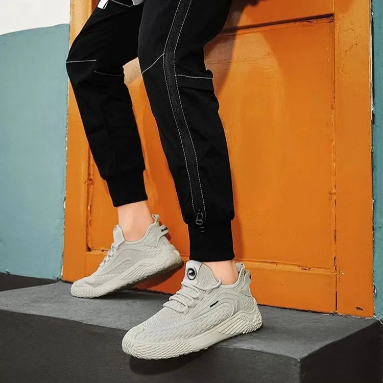 Breathable Flying Mesh Sports Shoes Casual Lightweight Lace-up Sneakers For Men
