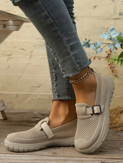 Breathable And Comfortable Sneaker Slip-on Soft Bottom Walking
